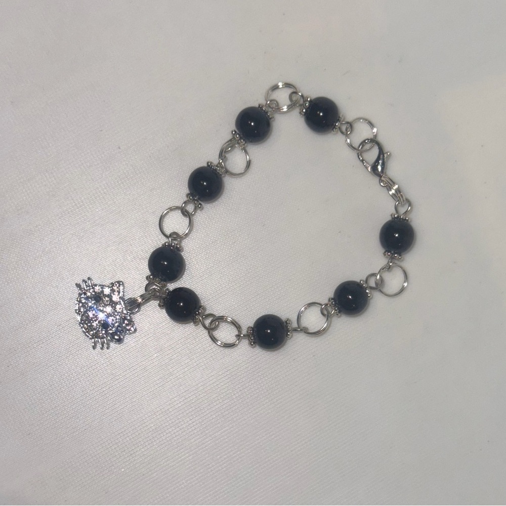 Silver and Black Cat Pendant Bracelet - Picture 6 of 6